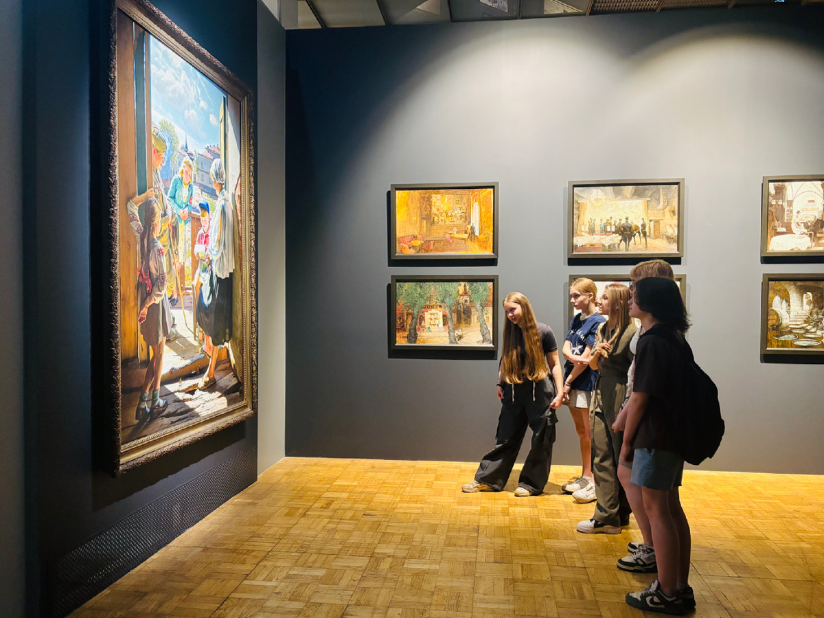 На выставке «1418 дней» в мае 2025 года. Источник: архив автора