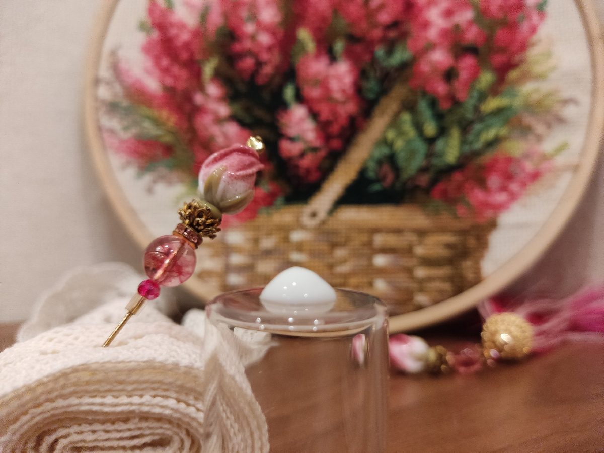 Текстура крема нежирная и нелипкая