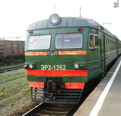 ЭР2-1262 на станции Ожерелье. Фото Avtobys Master, и да - мы ездили с ним вдвоём. Знакомы, кстати, с 2007 года.