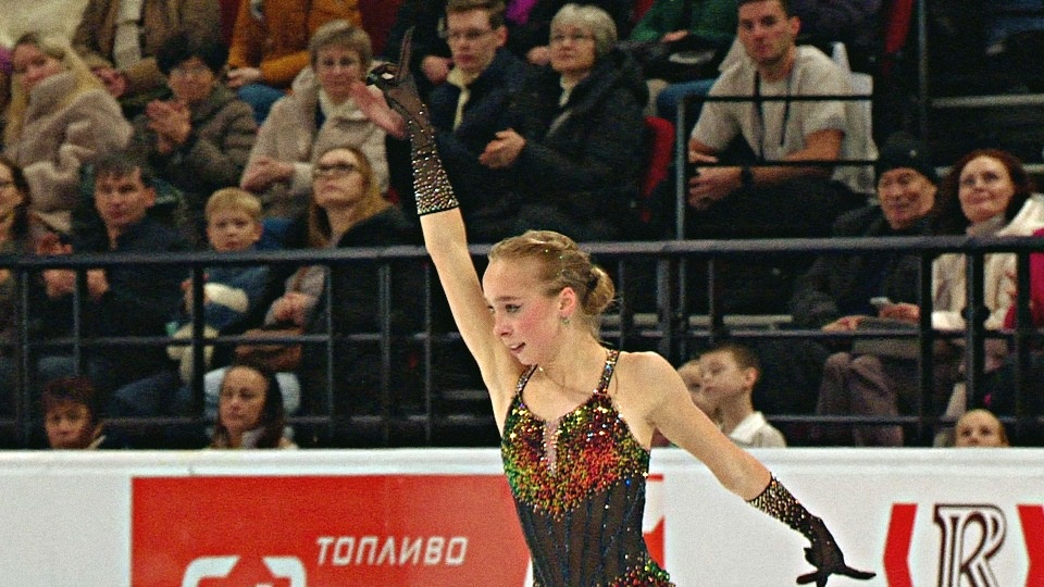 Алиса Двоеглаова