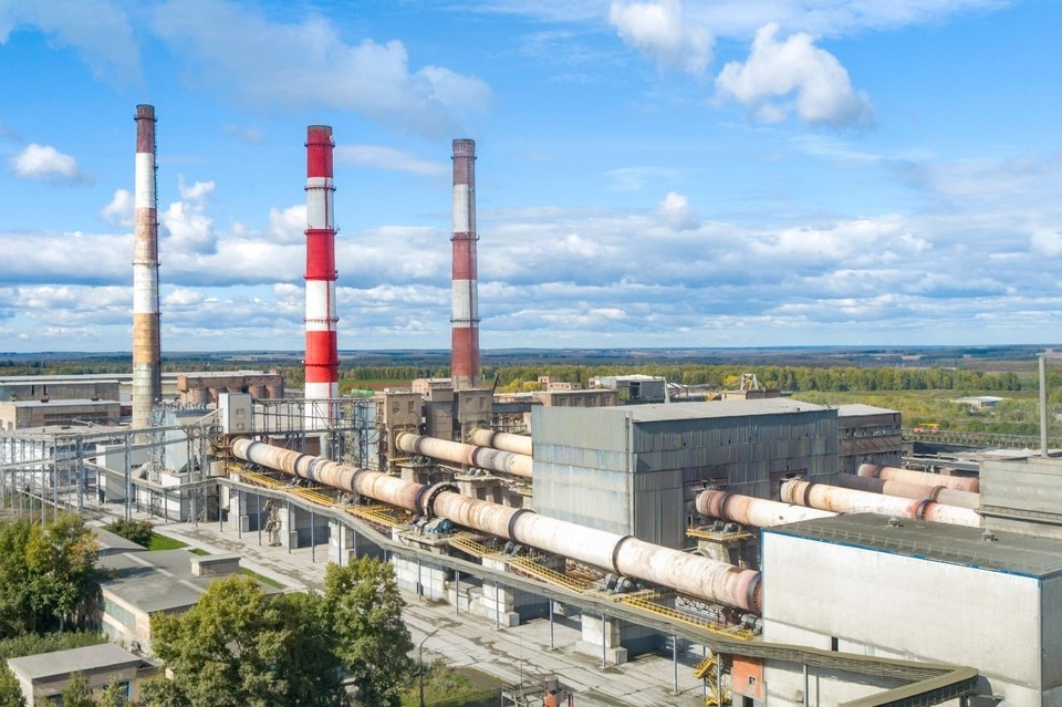    Топкинский цементный завод подводит предварительные итоги строительного сезона – 2025. Фото: Пресс-служба ООО «Топкинский цемент»