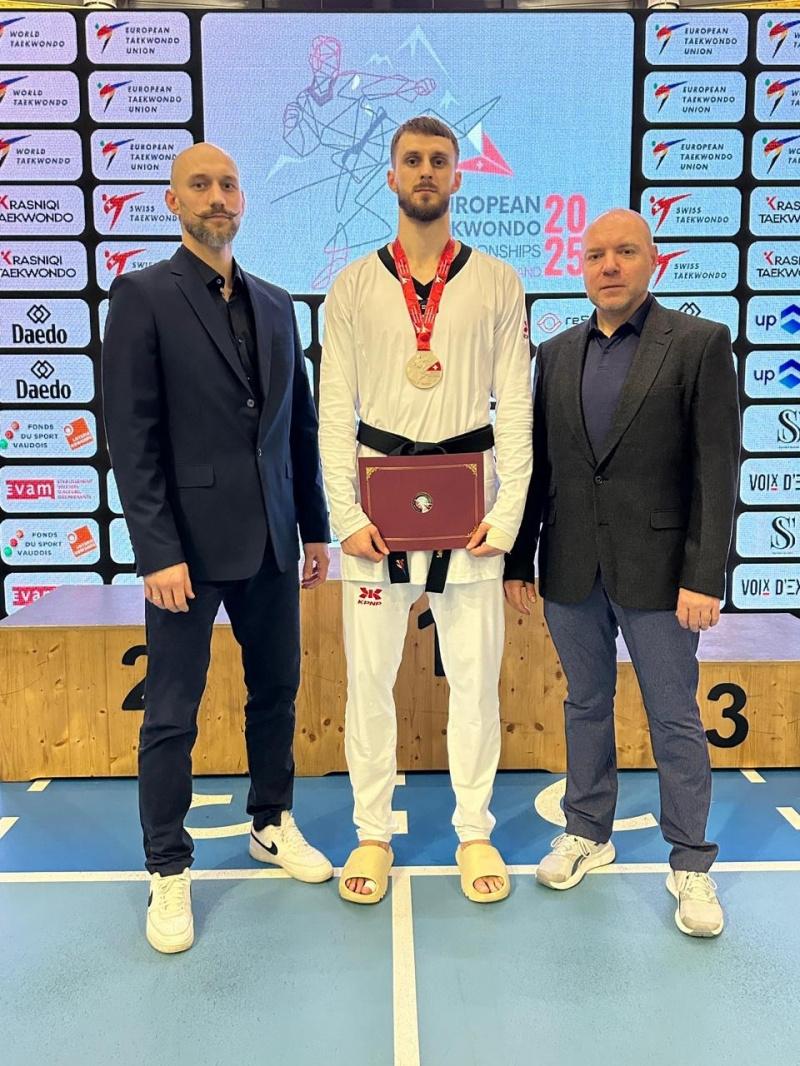    Олимпийский чемпион из Карелии привез серебро с чемпионата Европы по тхэквондоЦСП