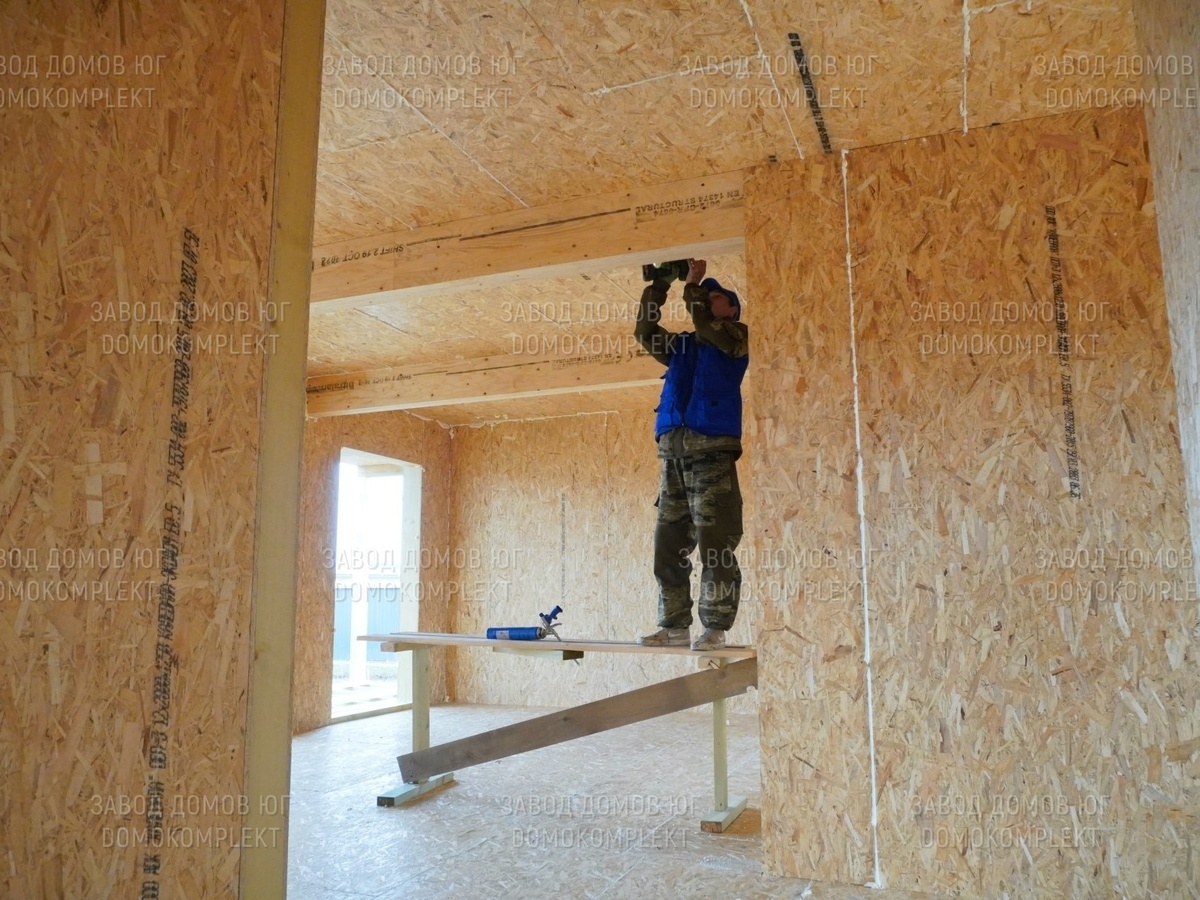Быстрое строительство дома из СИП панелей без потери в качестве — благодаря плюсам самой технологии