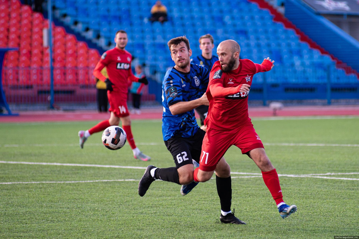 Владислав Мастерной. Фото: пресс-служба ФК «СКА-Хабаровск»