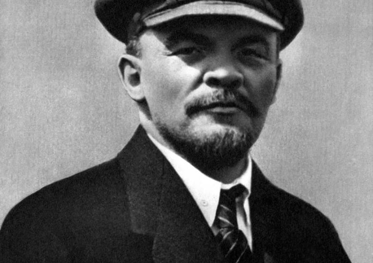 Как Владимир Ленин решил судьбу "творчества русских классиков" в Советской России