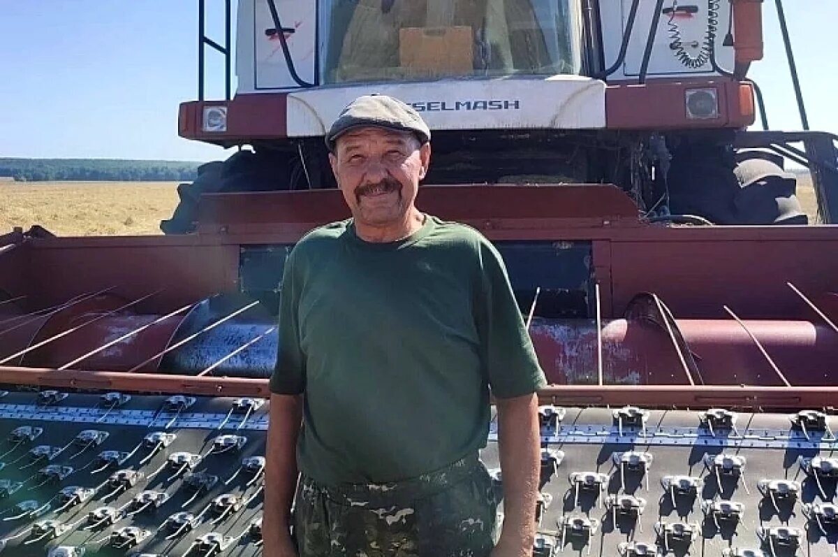    Лучшие механизаторы Башкирии получили в подарок машины «Лада Нива»