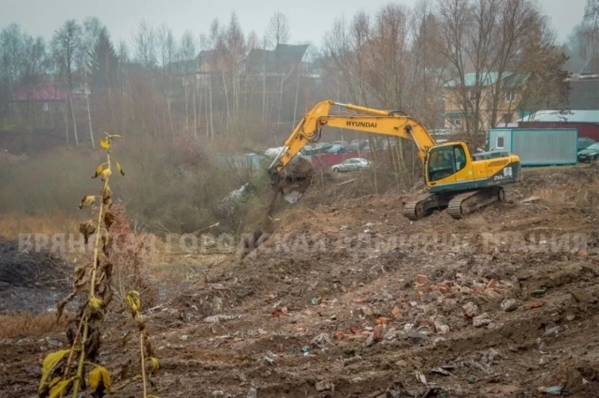    В Брянске на трое суток продлили перекрытие движения в районе Карачижской