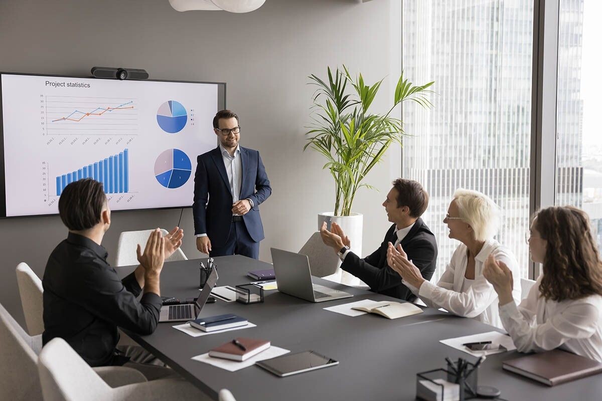 Общее собрание — главный орган управления ЗАО. Источник: fizkes / Shutterstock / FOTODOM📷
