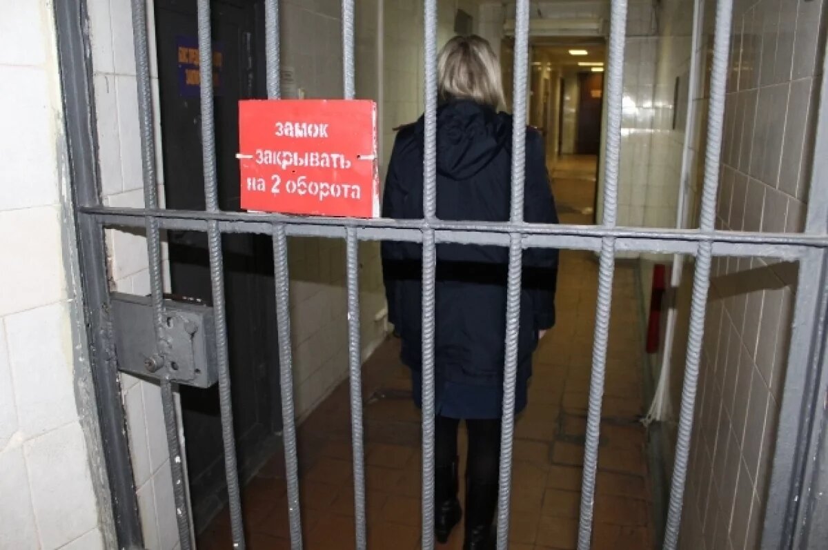    В Иркутске обвиняемых в обстреле автомобиля с девушками отправили в СИЗО