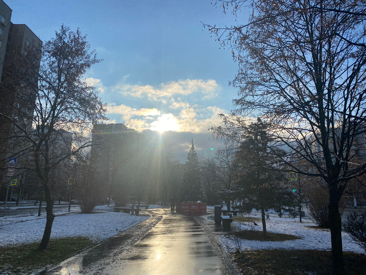 Смотрите, как вчера рядом с Люберцами было красиво! Но это уже Москва. 