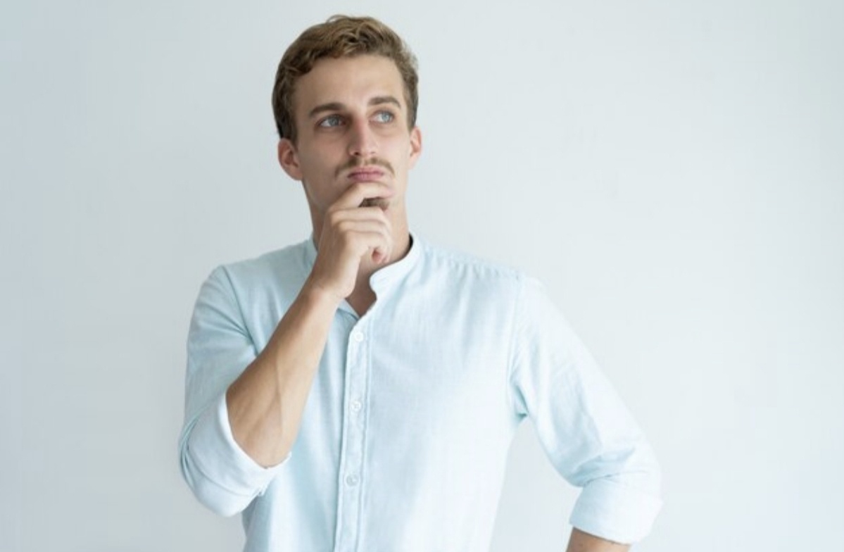 Когда мы стали взрослыми - это наша ответственность, научиться слышать свои "хочу" и "надо" и выбирать между ними. Источник Freepik 