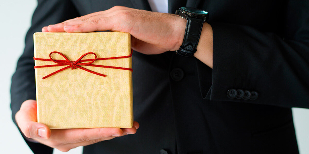 Как удивить жену, если вы долго живёте в браке?