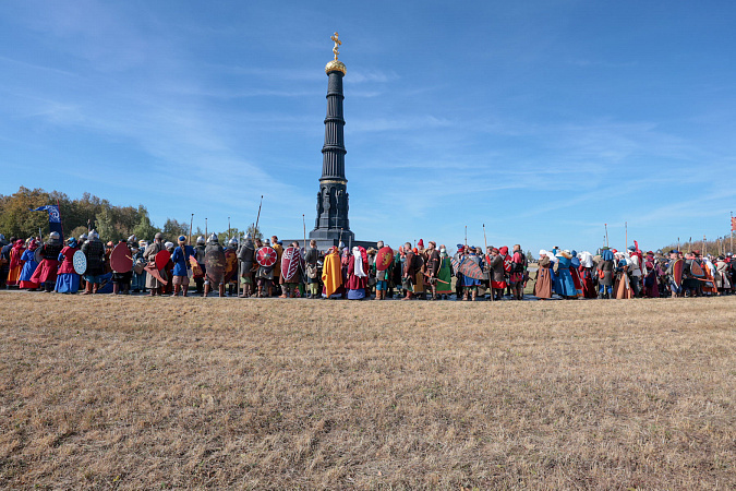 Празднества на фальшивом Куликовом поле в Тульской области. Фото из интернета