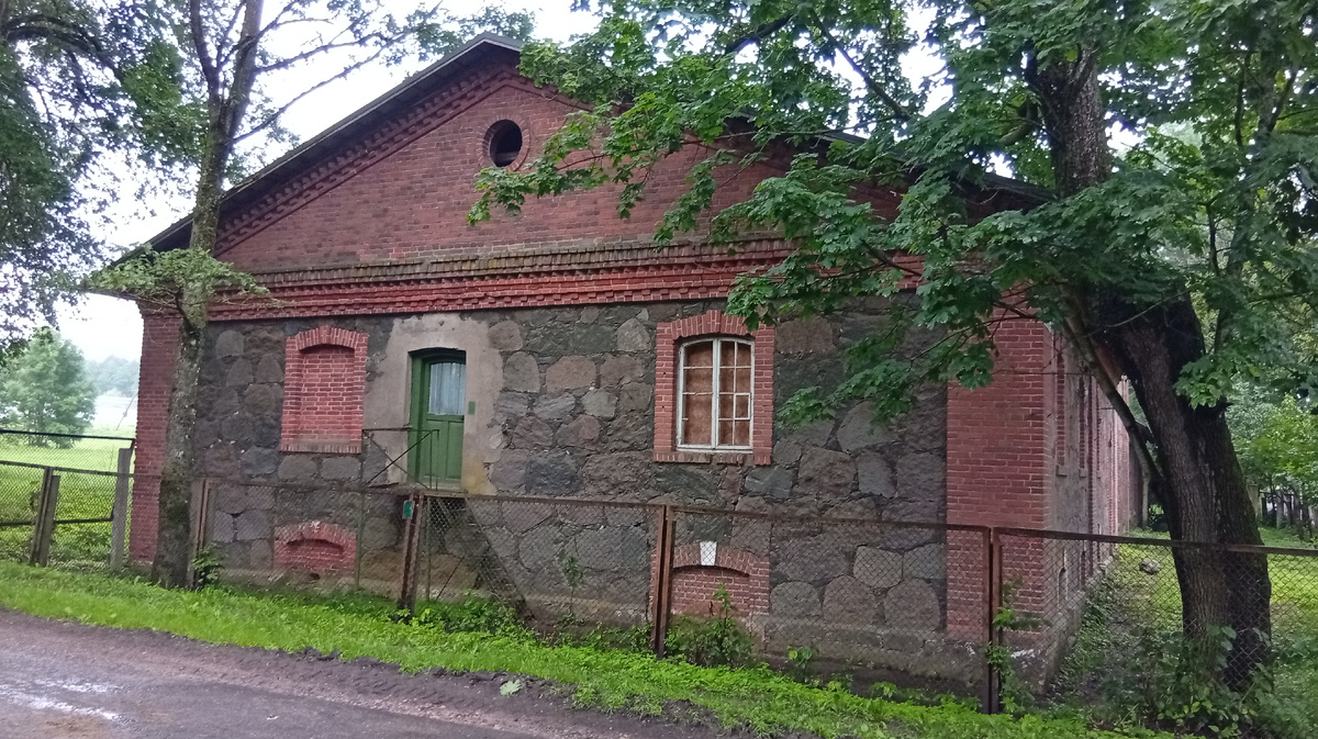 Бровар-винокурня, северный фасад здания. Фото из личного архива автора.