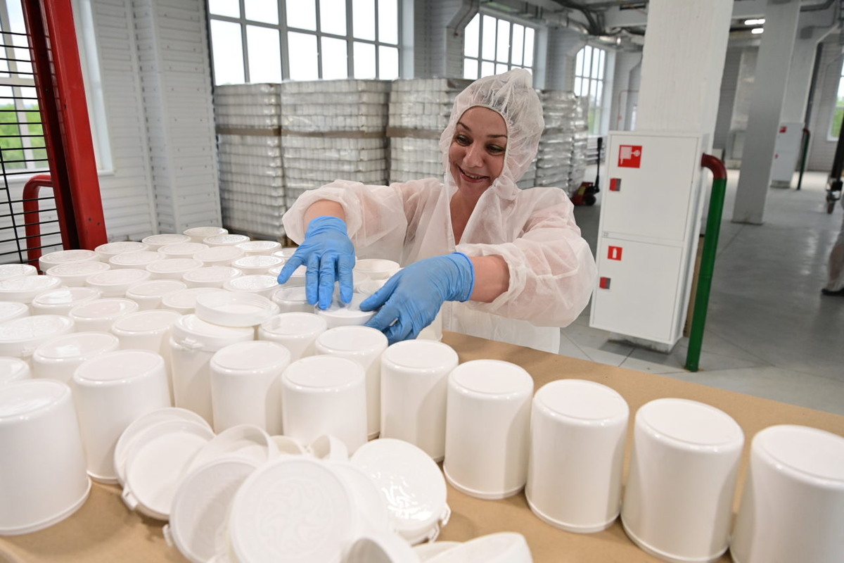    Цех резидента технопарка "Онежский" ООО «Фармполимер». Фото: «Республика» / Сергей Юдин