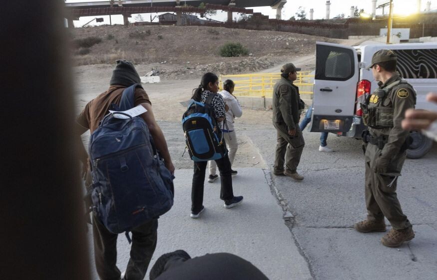    Мигрант-студент московского колледжа пырнул ножом охранника из-за просьбы прекратить публичный намаз