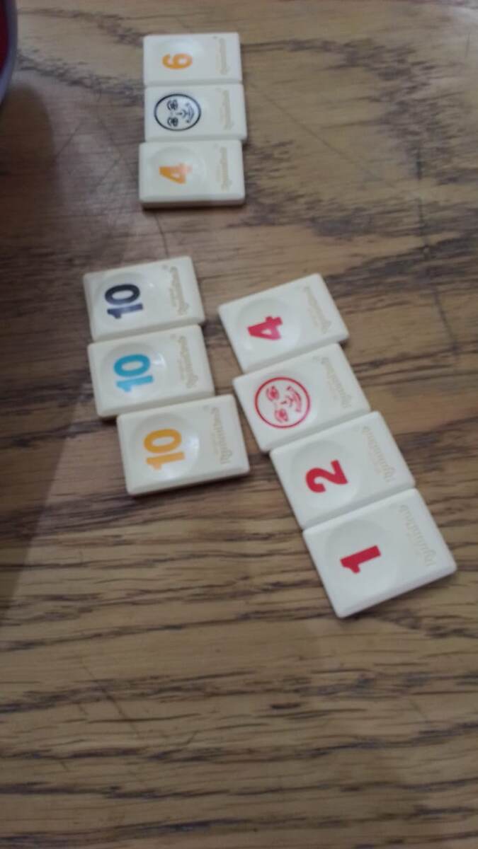 Кстати руммикуб в моей жизни - это исключительно Данина заслуга.  Фото автора. 