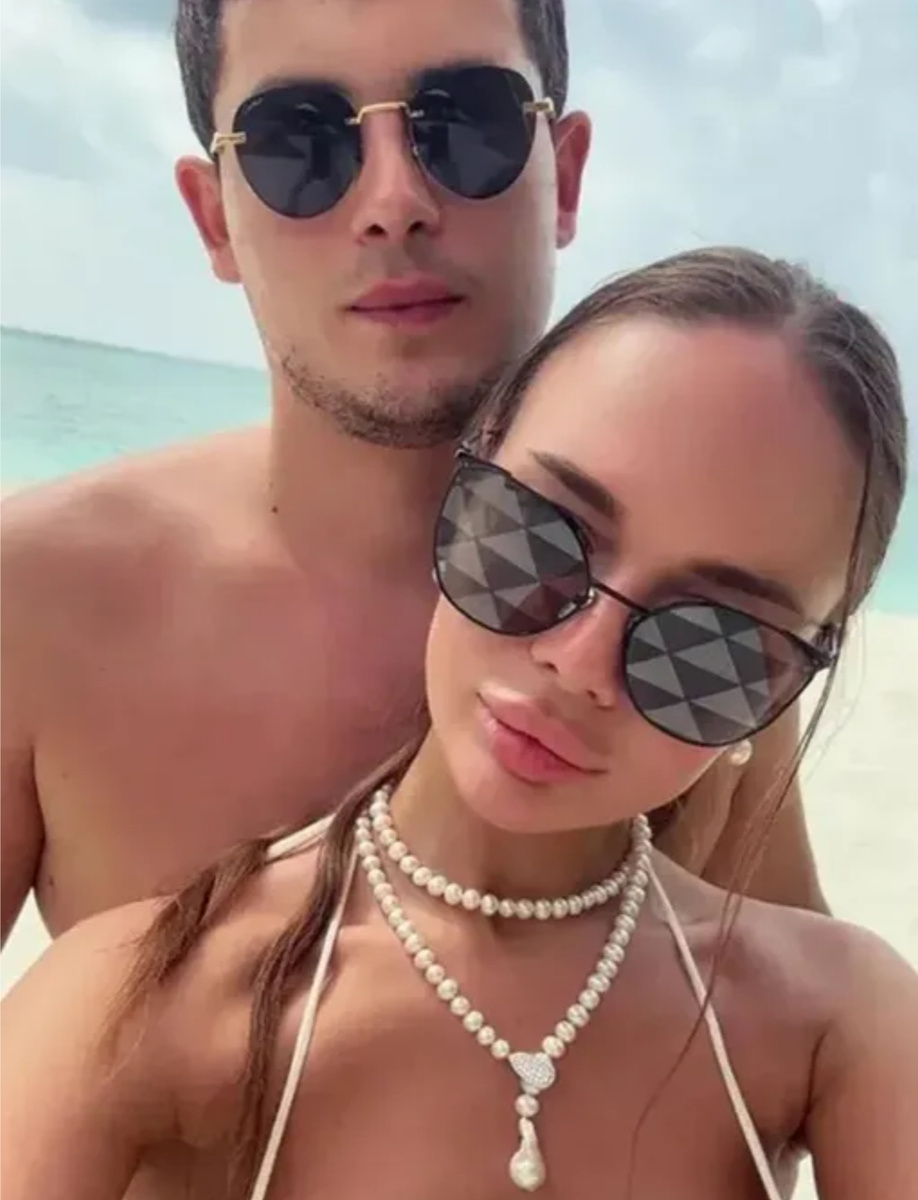 Яна Кошкина и Анатолий Черкасов