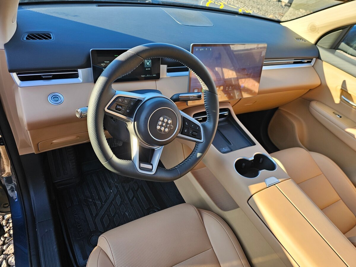 «Космос» - народный гибридный кроссовер. Источник иллюстрации - auto.ru