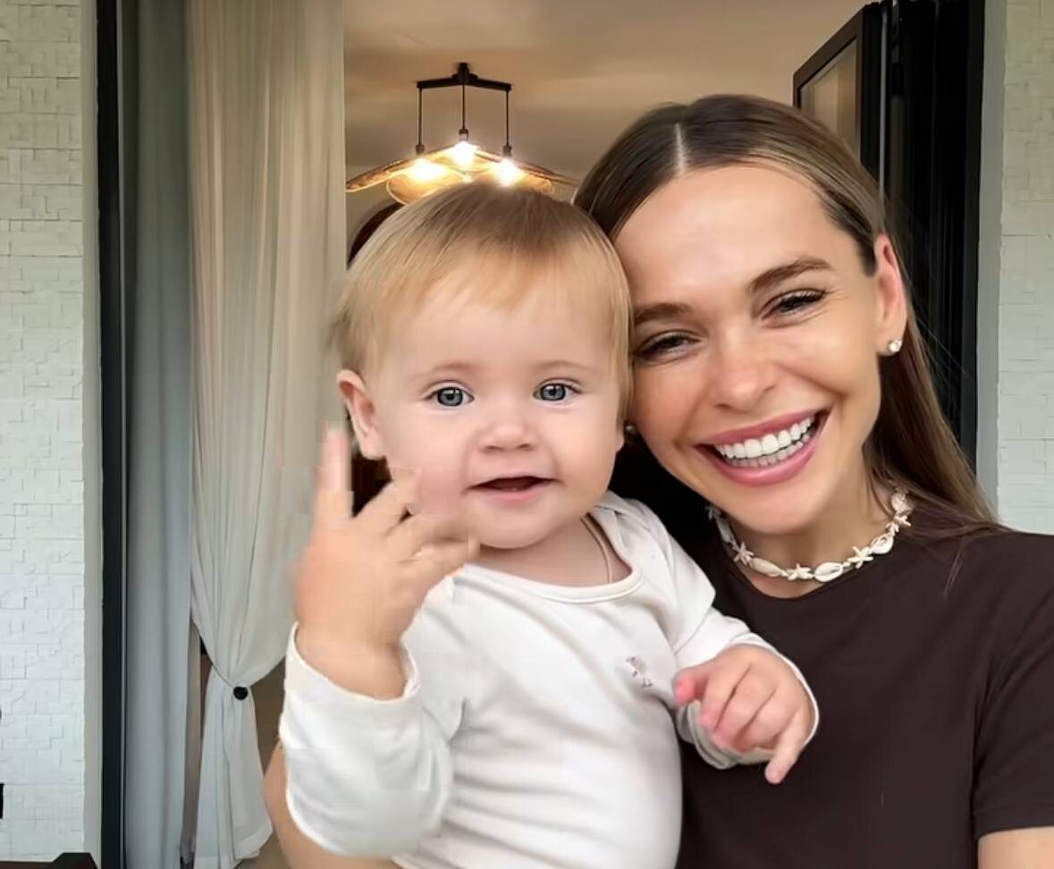 Анна Хилькеви с дочкой. Фото: соцсети