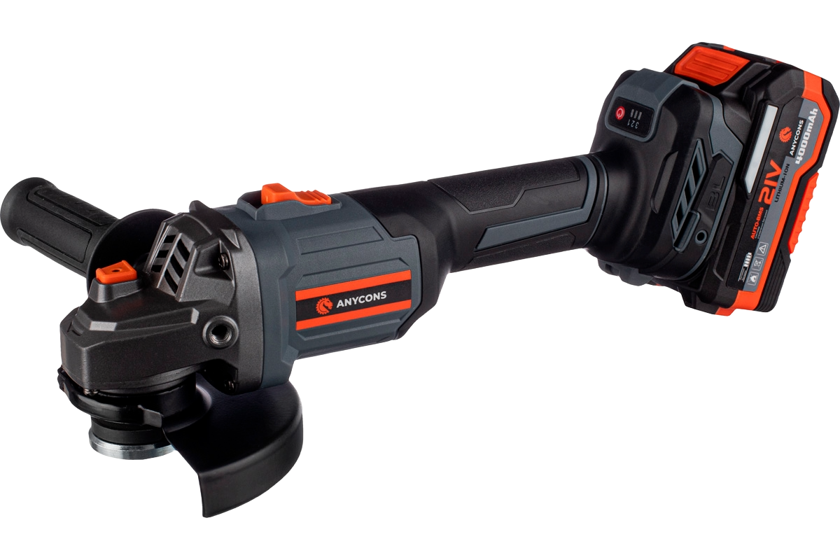 Электроинструменты давно стали незаменимыми помощниками как для профессиональных мастеров, так и для домашних пользователей. Они ускоряют работу, повышают точность и позволяют справляться с задачами, которые вручную выполнить практически невозможно. В этой статье разберём, какие виды электроинструментов бывают, на что обращать внимание при выборе и как правильно за ними ухаживать.

