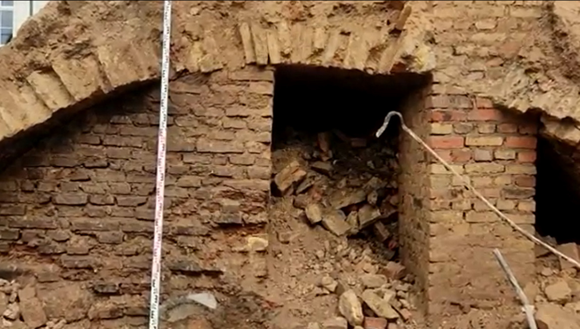 Автор: В. Панченко