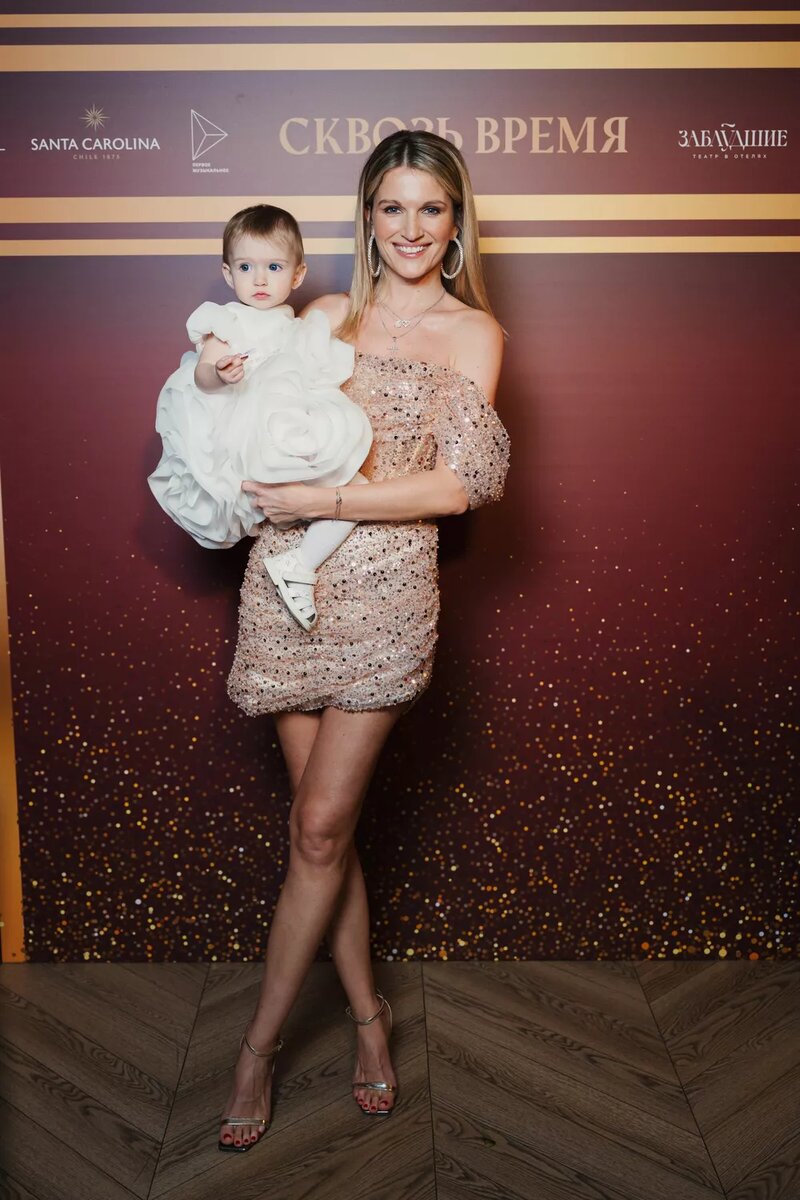 Женя Малахова📷
