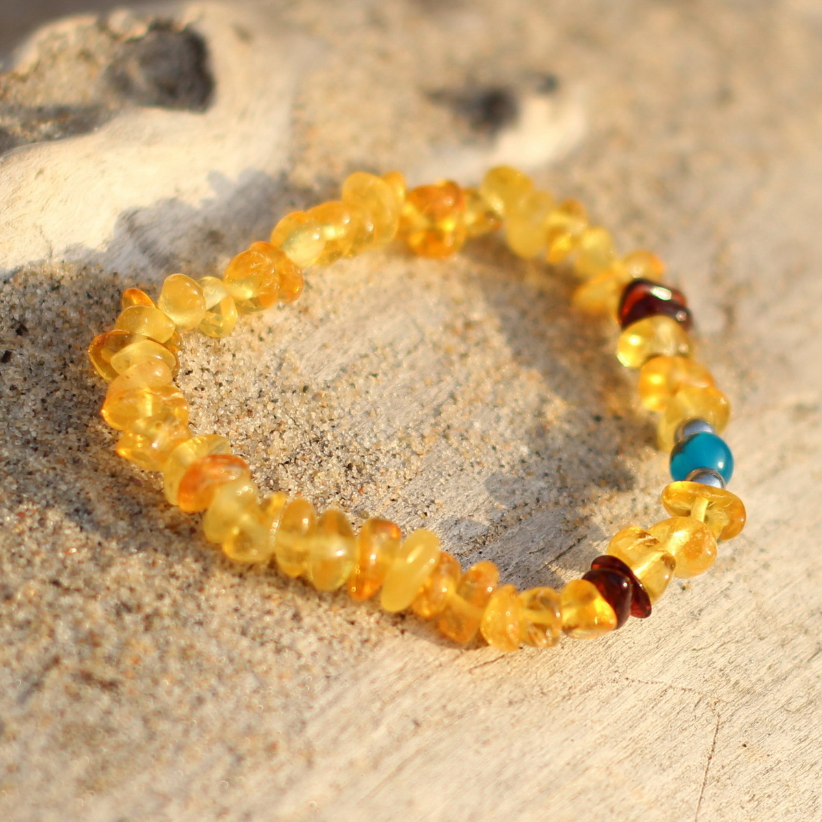 Янтарный браслет