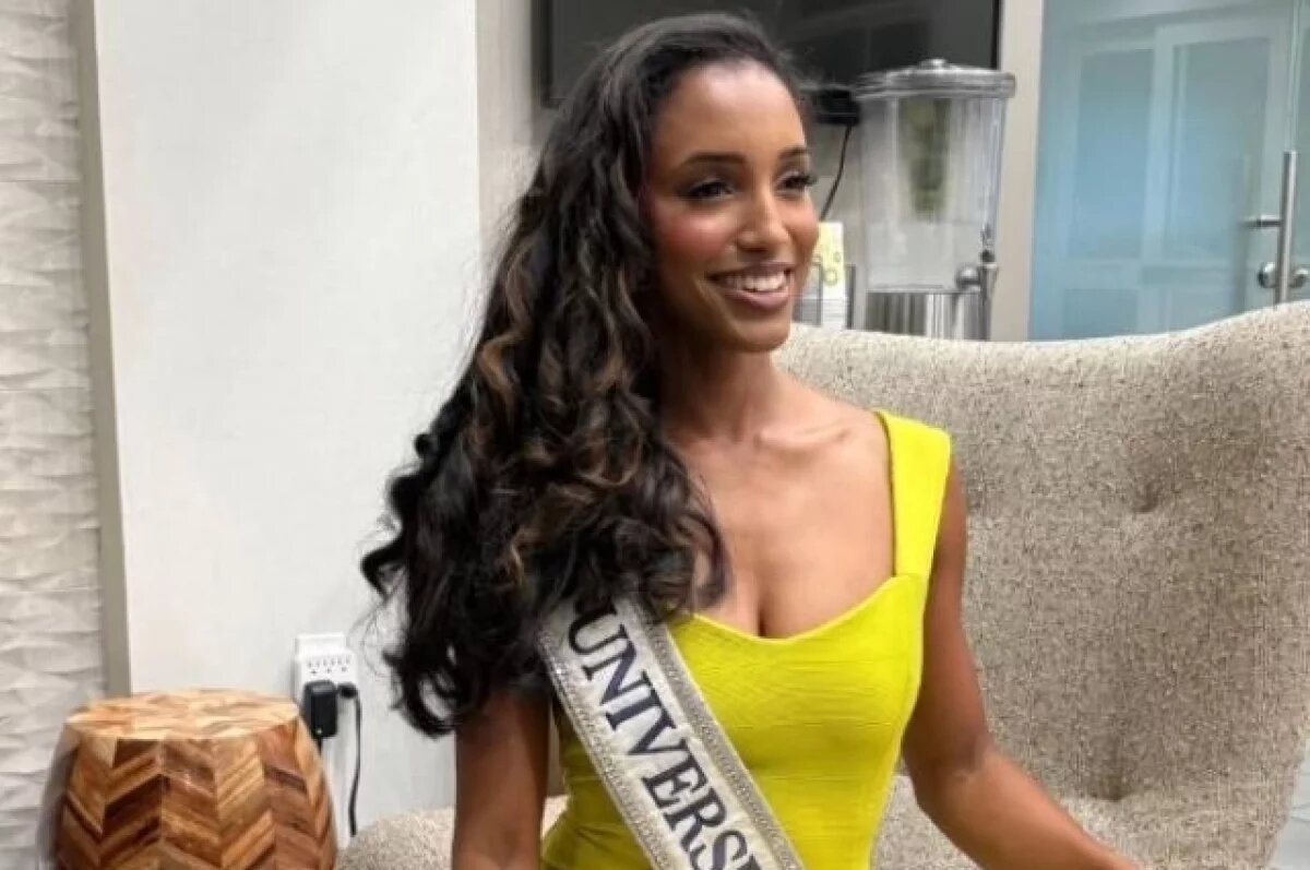    «Мисс Ямайка» Габриэль Генри находится в реанимации после падения со сцены