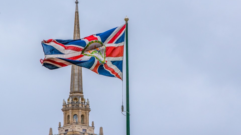 Сотни британцев готовятся к переезду в Россию: что стало поводом для этого