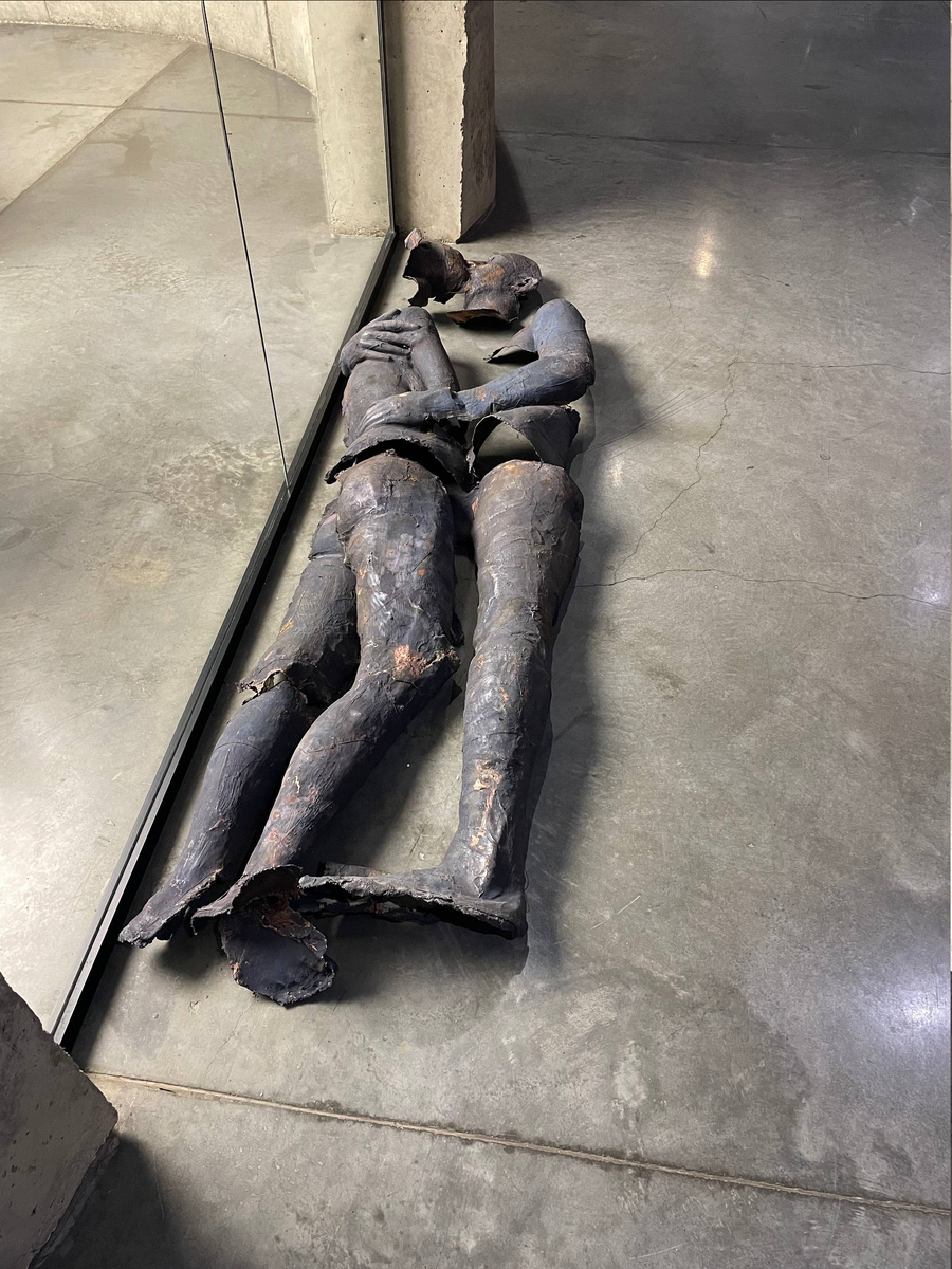 Экспонат «Эффект памяти формы»