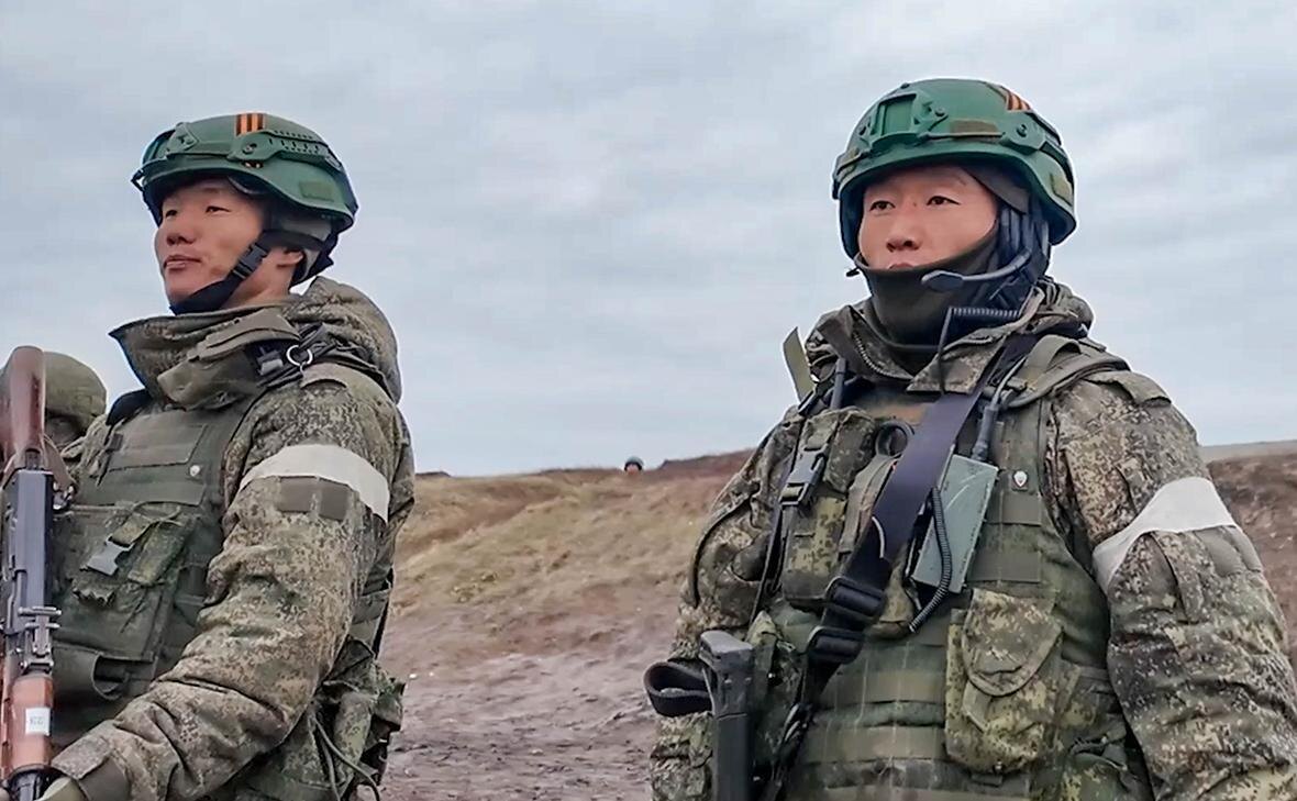 Солдаты КНДР на полигоне в Курской области