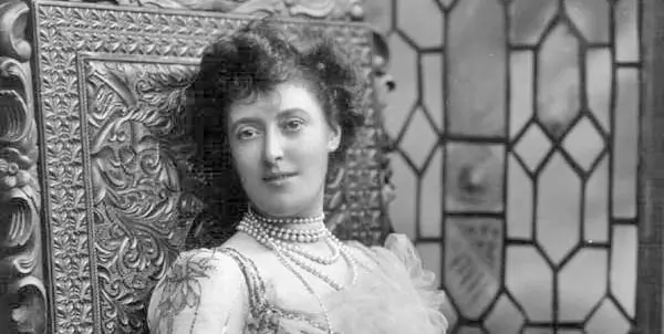 Маргарет Гревилл