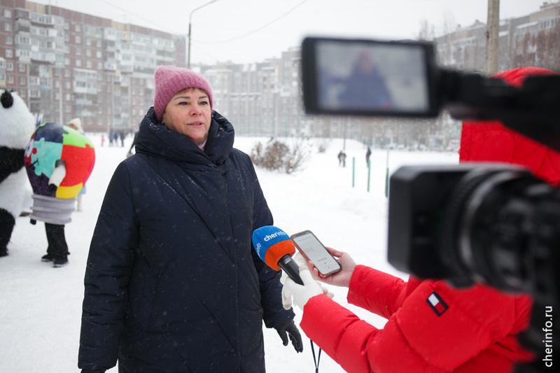    Современный физкультурно-оздоровительный комплекс появился у школы № 7 на улице Красной