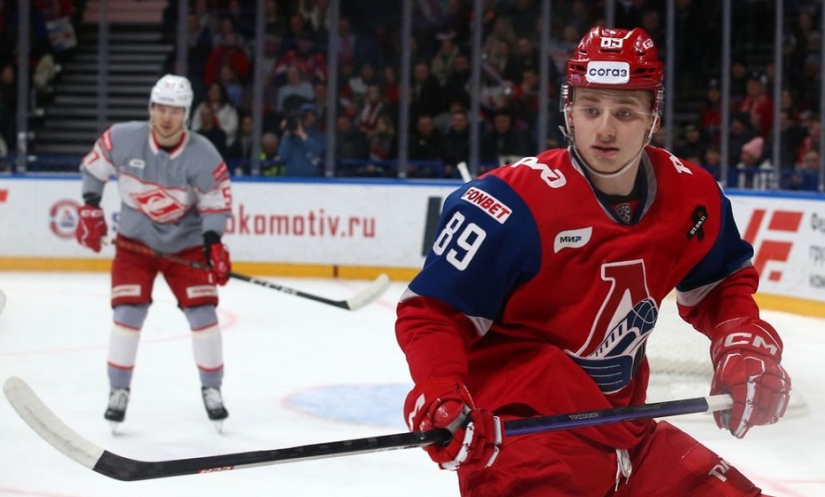    Локомотив в матче КХЛ. Фото: ХК «Спартак»