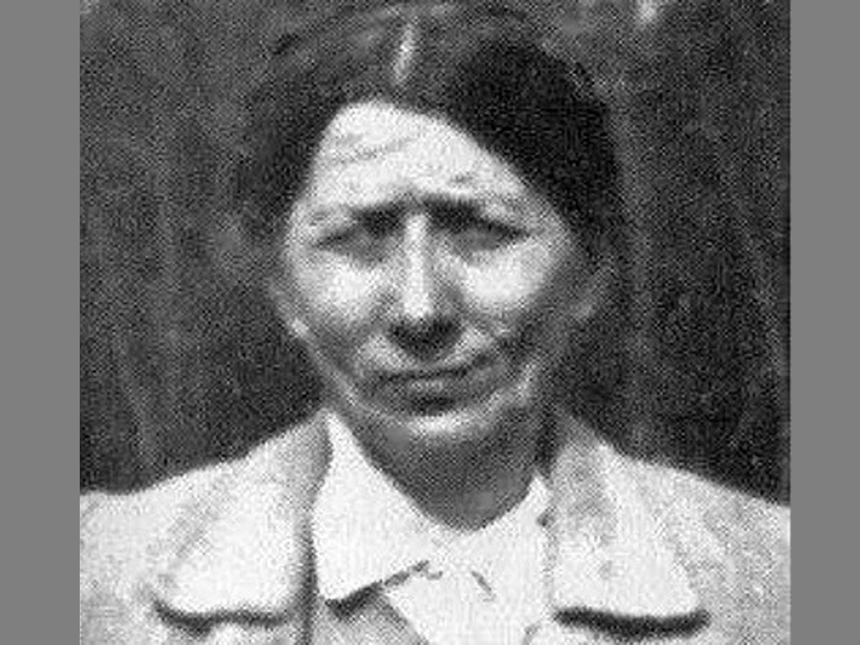 Олимпиада Георгиевна Полякова (псевдоним — Лидия Осипова) — русская журналистка, коллаборант, писательница, литературовед и общественный деятель «второй волны» русской эмиграции.