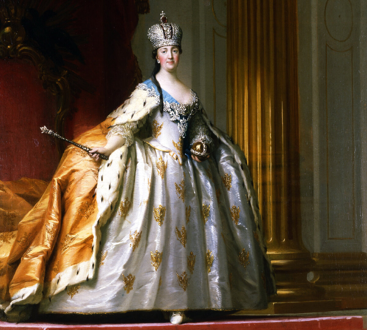 Екатерина II в коронационном платье 
