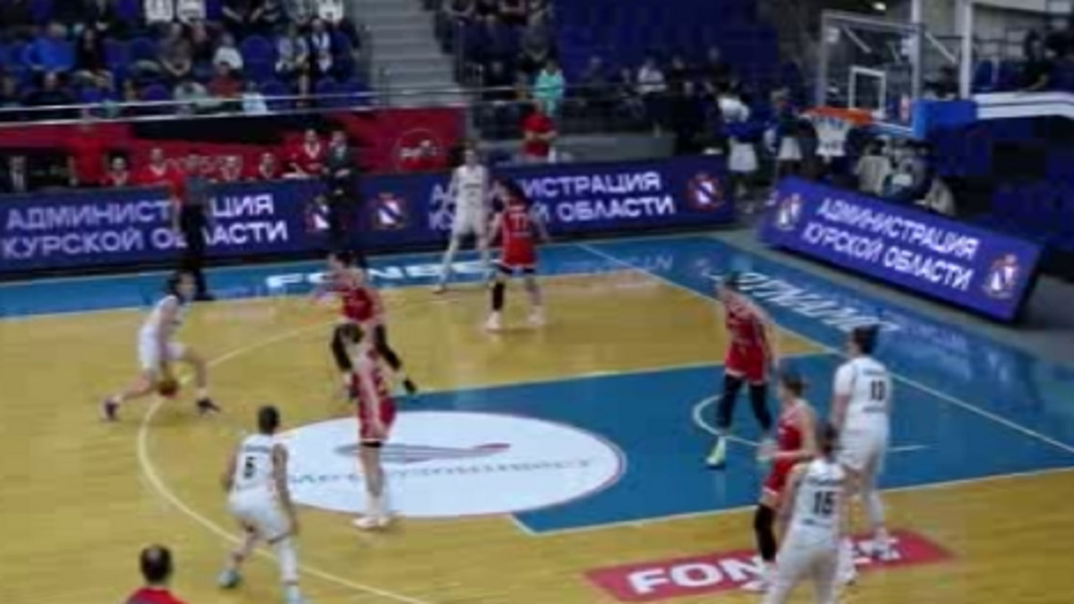    Курское «Динамо» после небольшого перерыва провело очередной домашний поединок первенства премьер-лиги