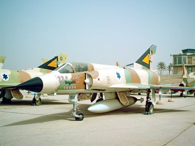 Mirage III - на основе которого родился Nesher