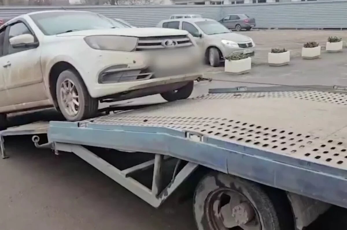    Злостная нарушительница лишилась авто под Волгоградом за 80 штрафов