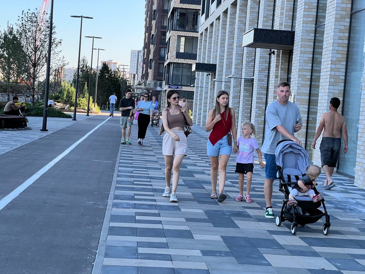 
Основной вариант обзавестись квартирой – сначала обзавестись семьей. Фото: Мир Квартир