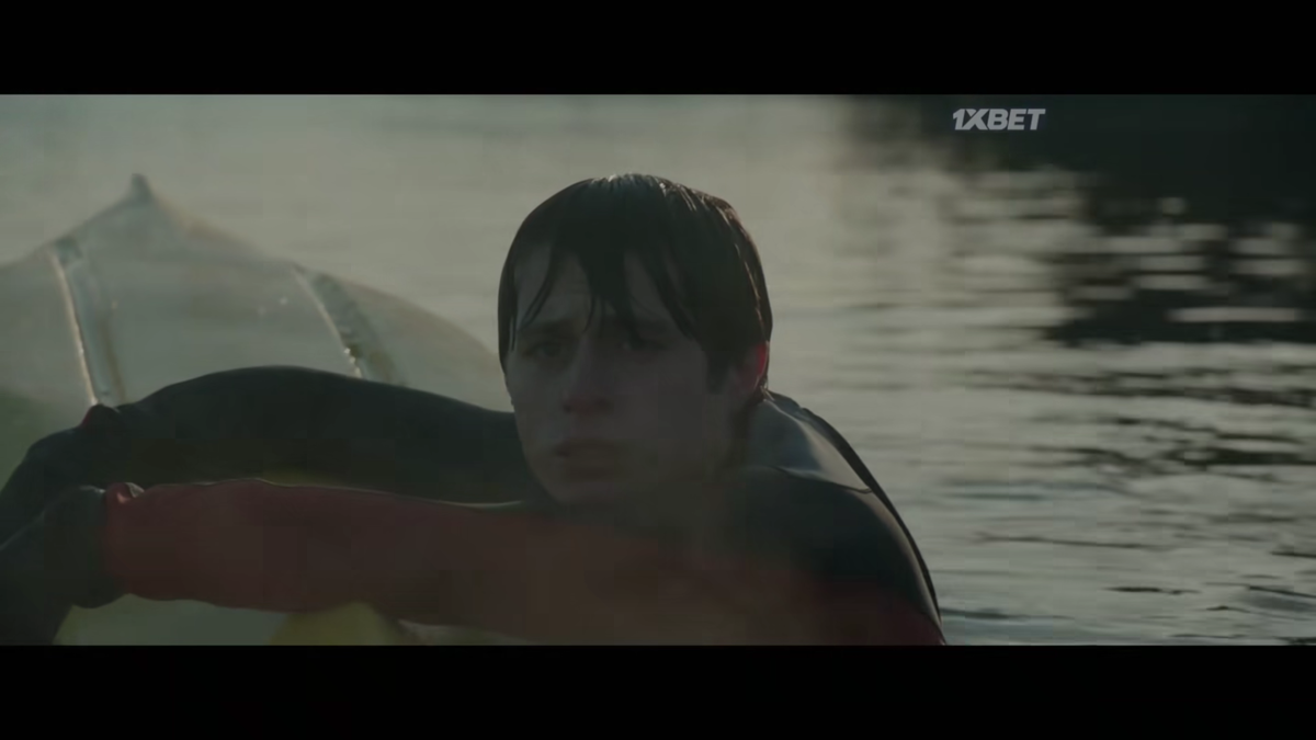 Кадр из сериала.