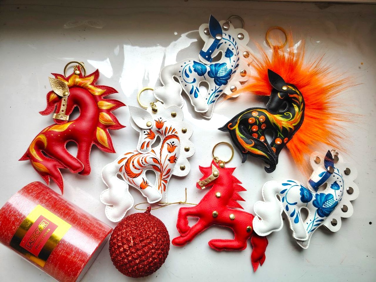 кони сейчас почти все разные.