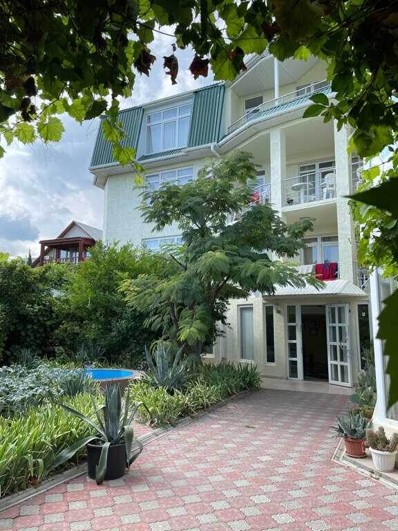 Координаты: 44.847645, 34.968828