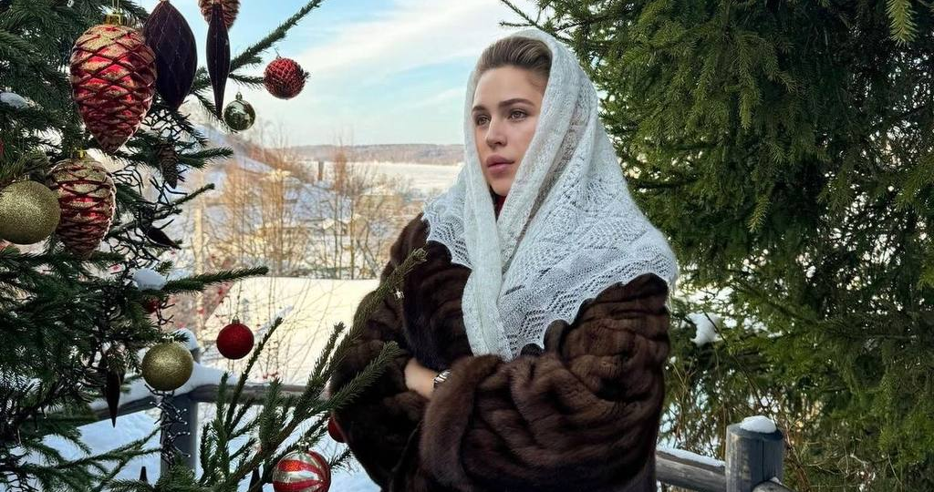 Модные зимние шапки и шарфы 2025-2026: утепляемся стильно и красиво