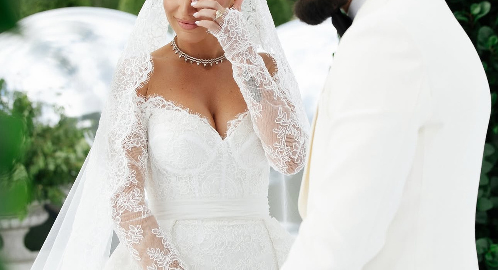 25 лучших свадебных платьев в 2025 году