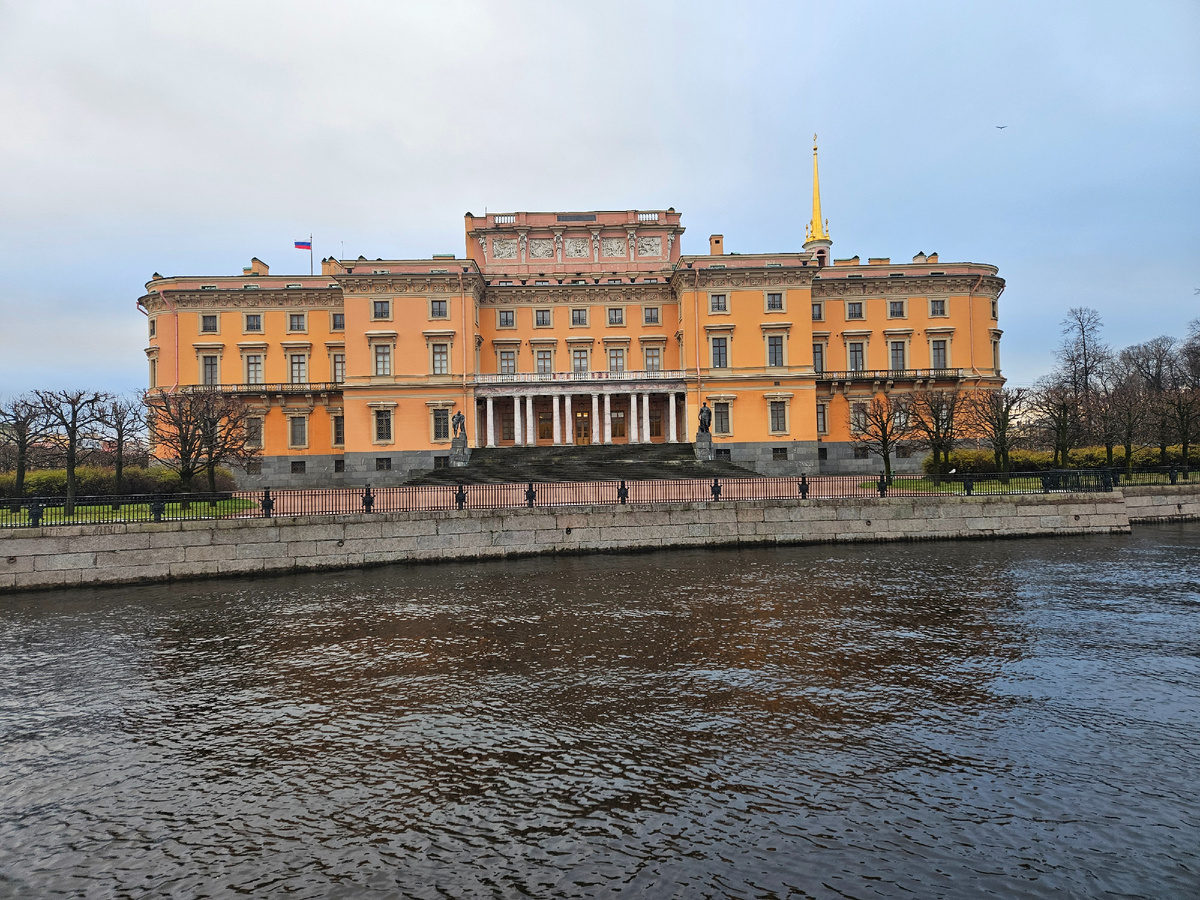 Инженерный замок.