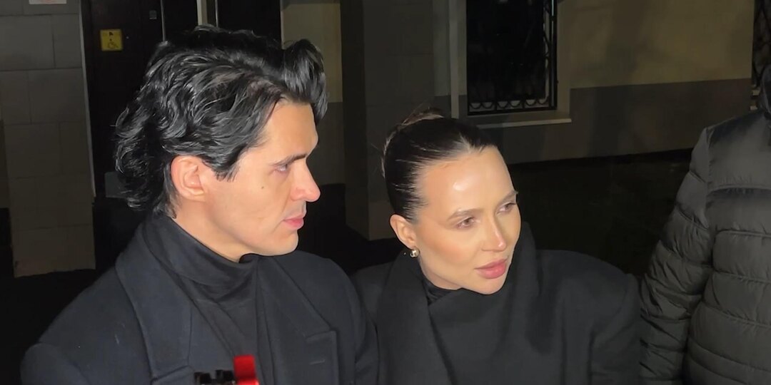 «Очень счастливы»: блогер Лерчек о своей беременности