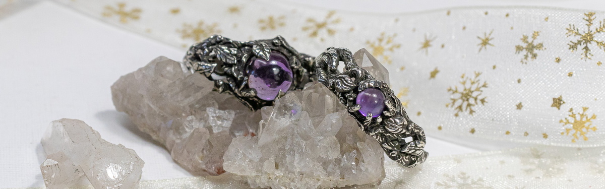 Серебряные кольца с аметистами