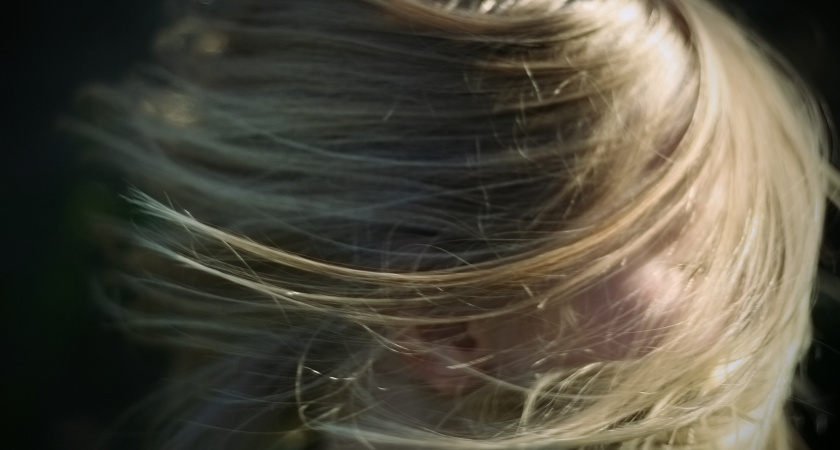    Омоложение без инъекций, три стрижки для женщин около 60, которые освежают лицо